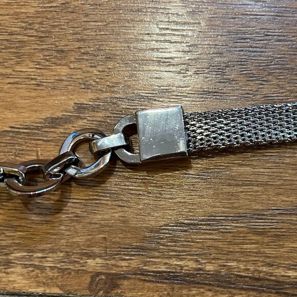 Ellen Tracy Silver Tone Mesh Belt - Picture 5 of 13